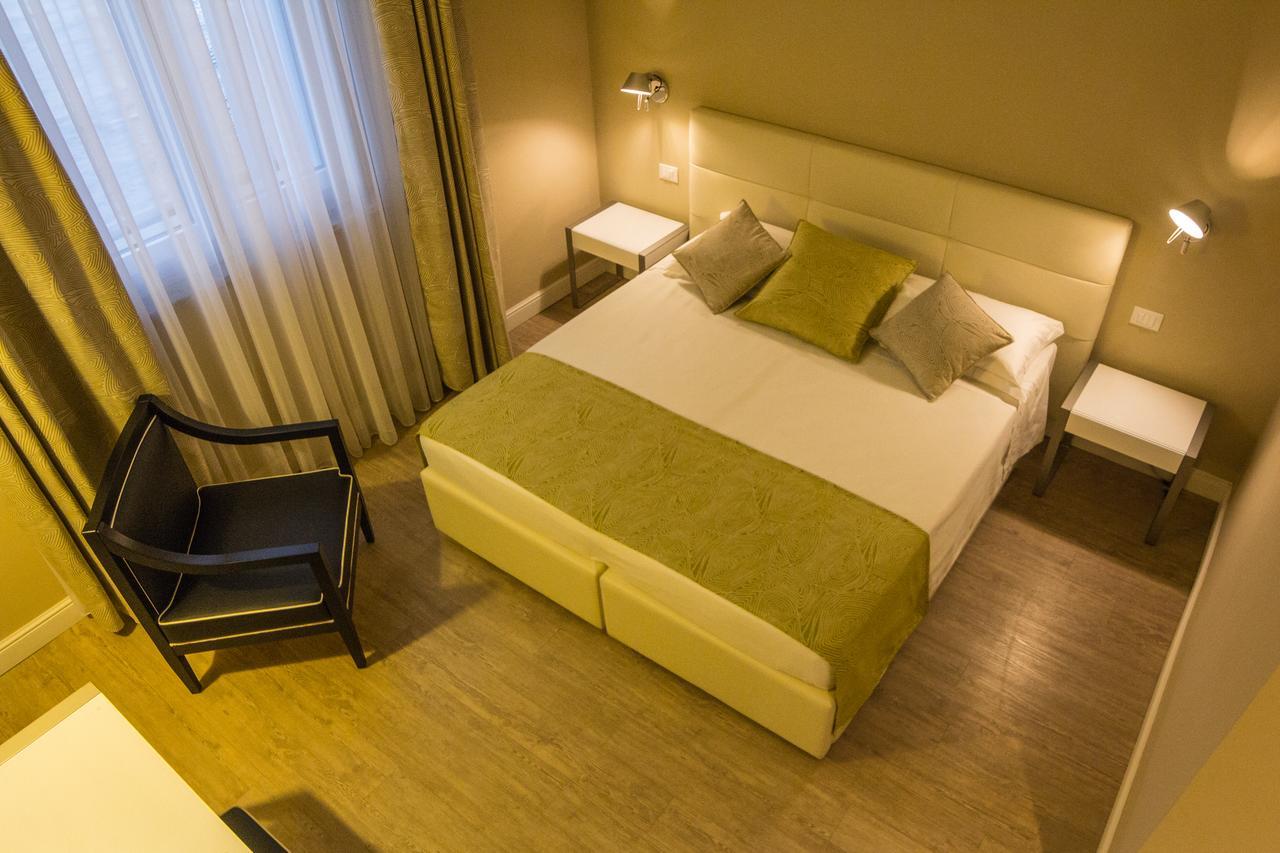 Hotel Universal Livorno Dış mekan fotoğraf