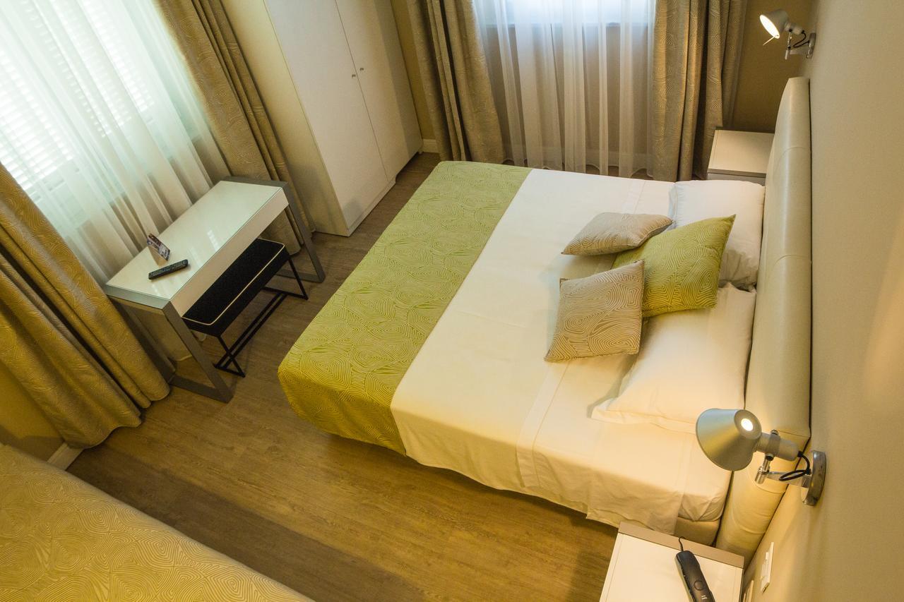 Hotel Universal Livorno Dış mekan fotoğraf