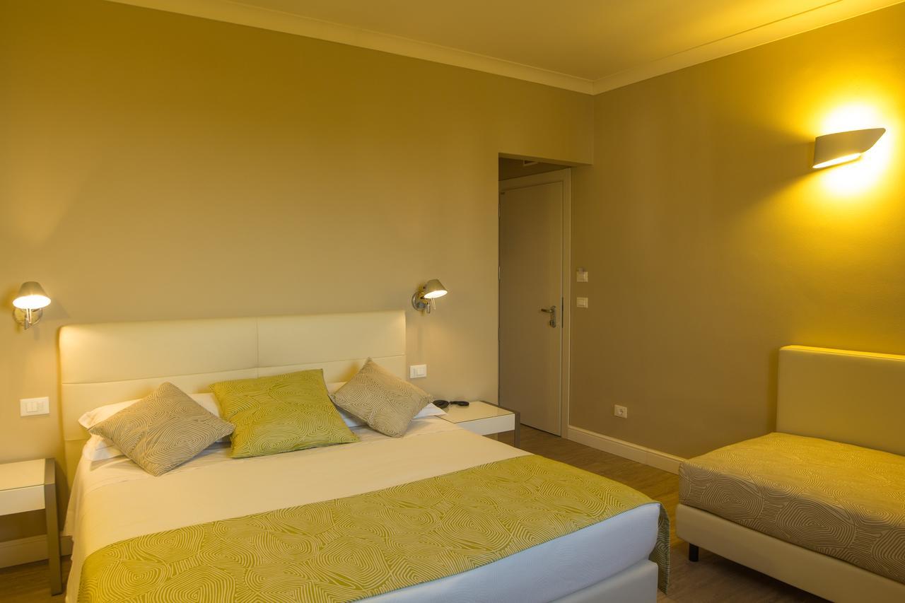 Hotel Universal Livorno Dış mekan fotoğraf